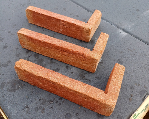 Hoekstrip Geba 205 rood bont handvorm waalformaat.