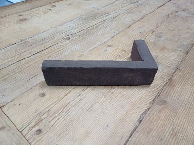 Steenstrip hoek bruin - Geba 071
