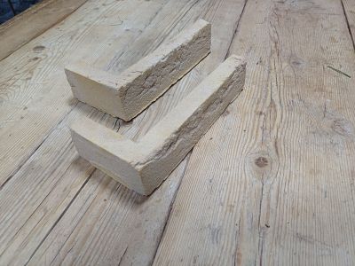 Steenstrip hoek geel - Geba 838