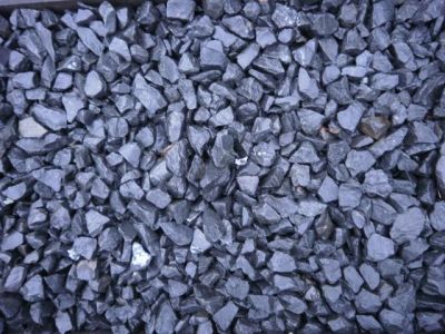 0,7 m3 Basalt split 8/16 .