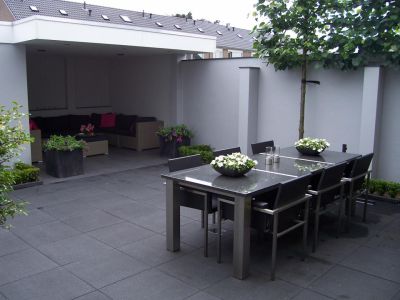 Terrastegel plus nero 60x60x4cm. 25,95 p/m2