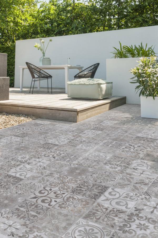 Uw tuin in mediterrane sferen met geprinte terrastegels